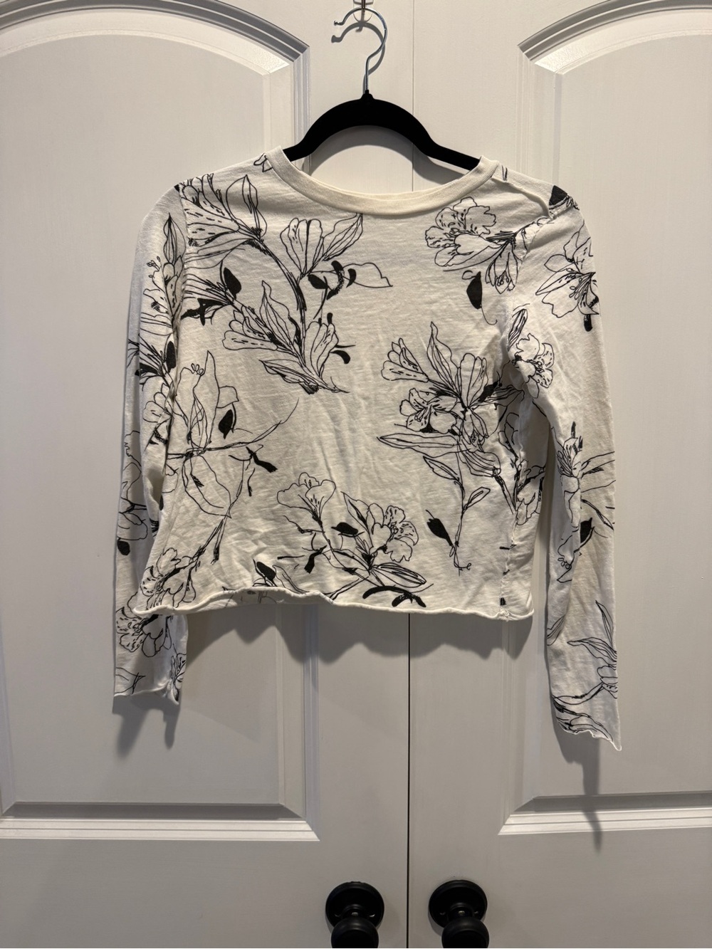 Women's Maeve XXS White Floral Long-Sleeve Crop Top